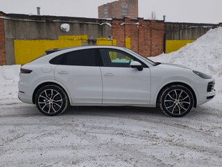 2021 Porsche Cayenne Coupé III, белый, 7990000 рублей, вид 4