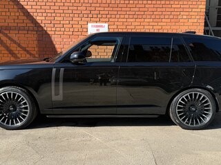 2023 Land Rover Range Rover P530 MHEV Long V, чёрный, 20000000 рублей, вид 3