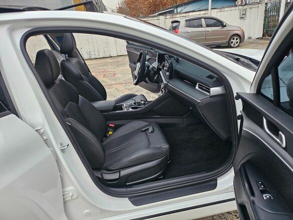 2023 Kia K5 LPi III, белый, 2052000 рублей - вид 7