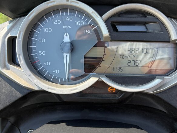 2013 BMW C 650 GT, бежевый, 610000 рублей - вид 4