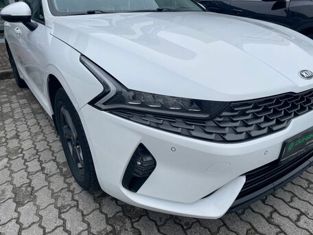 2020 Kia K5 III, белый, 2169000 рублей, вид 4