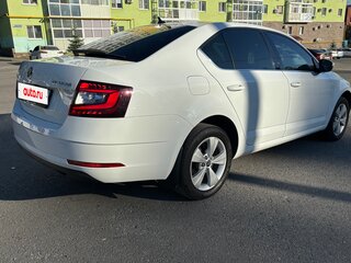 2019 Skoda Octavia III (A7) Рестайлинг, белый, 1830000 рублей, вид 4