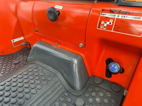 2005 Kubota GL-Series, оранжевый, 1050000 рублей - вид 12