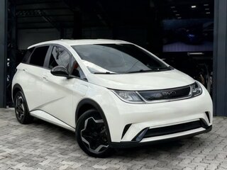 2025 BYD Dolphin 44.9 kWh I, белый, 1690000 рублей, вид 3