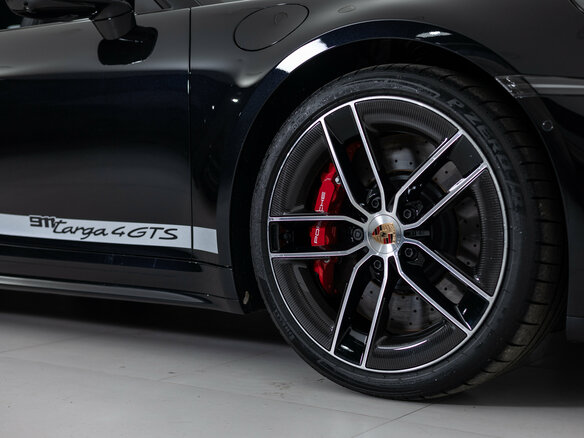 2025 Porsche 911 4 GTS VIII (992) Рестайлинг, чёрный - вид 35