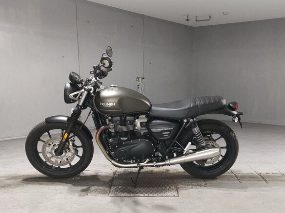 2023 Triumph Speed Twin, серый, 772000 рублей - вид 1