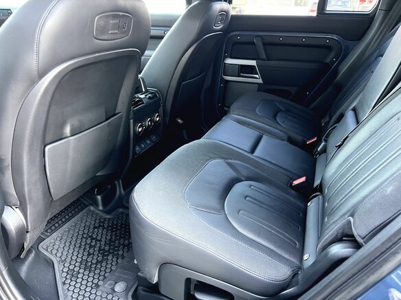 2021 Land Rover Defender 110 II, синий - вид 31
