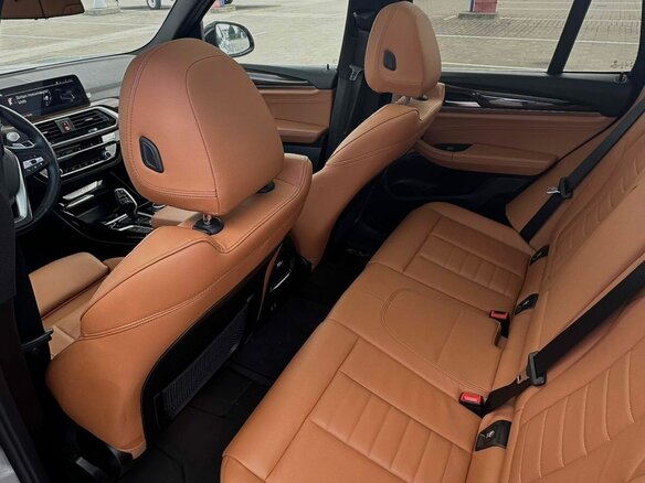 2021 BMW X3 30i xDrive III (G01), серебристый, 2799000 рублей - вид 25