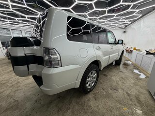 2015 Mitsubishi Pajero IV Рестайлинг 2, белый, 2500000 рублей, вид 4