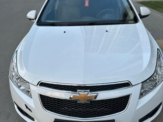 2010 Chevrolet Cruze I, белый, 700000 рублей, вид 1