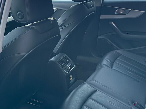 2016 Audi A4 V (B9), красный, 1700000 рублей - вид 10