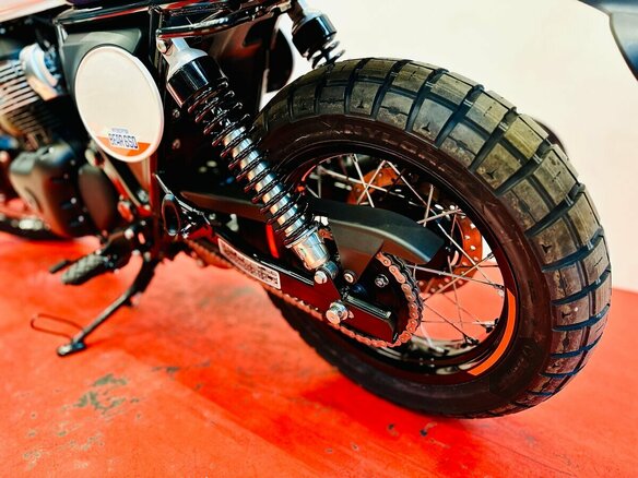 2026 Royal Enfield Bear 650, белый, 728000 рублей - вид 11