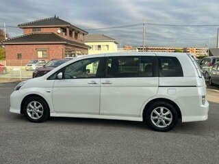 2016 Toyota ISis I Рестайлинг, белый, 1031000 рублей, вид 3