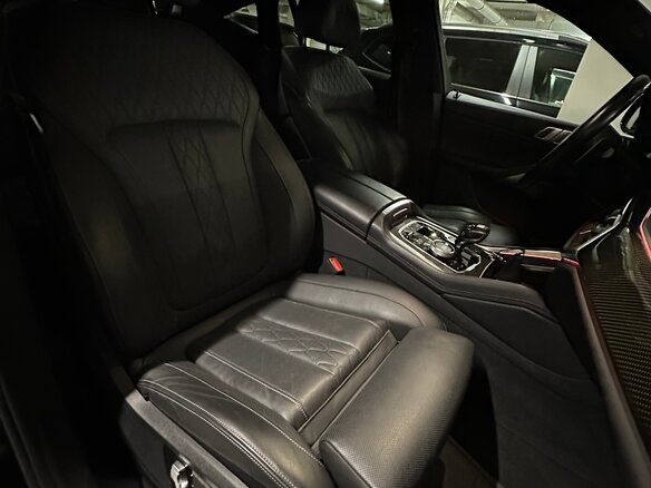 2021 BMW X6 40d III (G06), чёрный, 13500000 рублей - вид 22