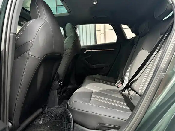 2023 Audi A3 Sportback 35 TFSI IV (8Y), зелёный, 2228000 рублей - вид 14