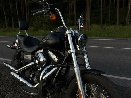 2011 Harley-Davidson Street Bob, чёрный, 800000 рублей, вид 3