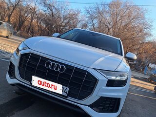 2020 Audi Q8 55 TFSI I (4M), белый, 5500000 рублей, вид 3