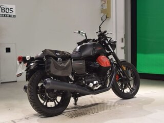 2019 Moto Guzzi V 7 III, чёрный, 792000 рублей, вид 5