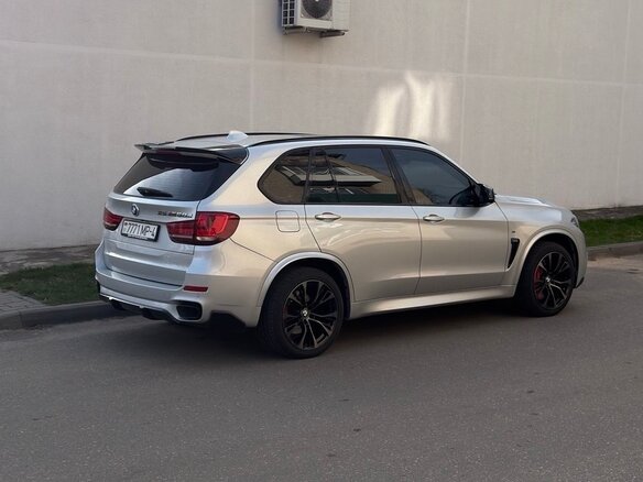 2016 BMW X5 M50d III (F15), серебристый, 3300000 рублей - вид 16