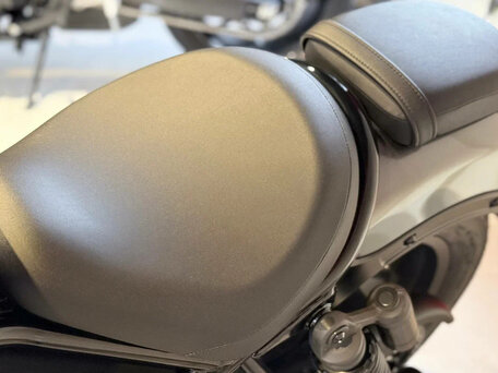 2024 Honda CMX 1100 Rebel, серебристый, 1360000 рублей, вид 5