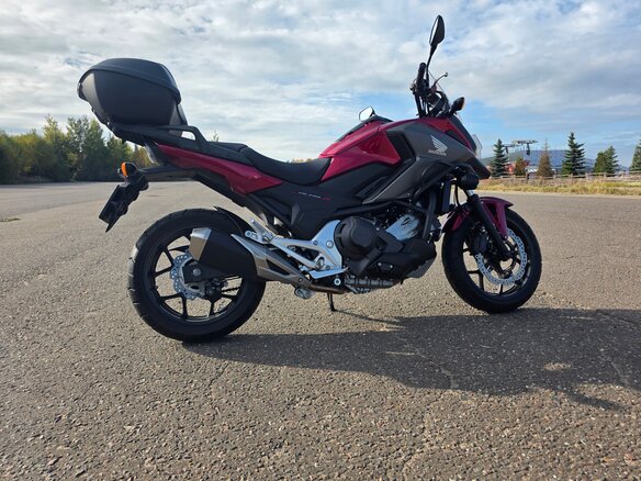 2019 Honda NC 750X, красный, 950000 рублей - вид 4