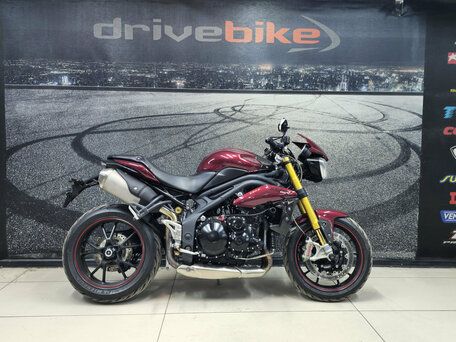 2014 Triumph Speed Triple, красный, 699000 рублей, вид 1