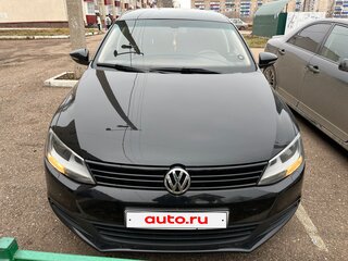2013 Volkswagen Jetta VI, чёрный, 980000 рублей, вид 2