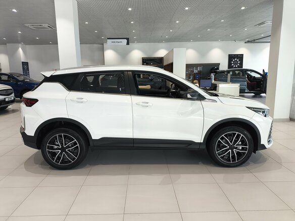 2026 Belgee X50+, белый - вид 3