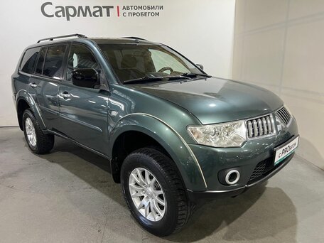 Mitsubishi Pajero Sport II