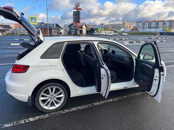 2013 Audi A3 III (8V), белый, 900000 рублей - вид 10