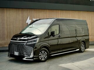 Toyota HiAce H300