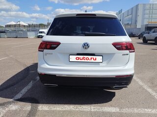 2021 Volkswagen Tiguan Allspace II, белый, 2720000 рублей, вид 3