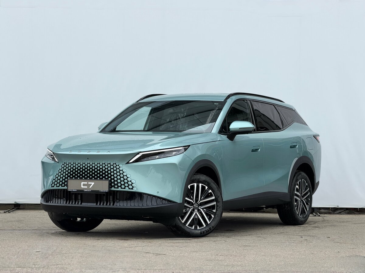 Открыть фотографии: Omoda C7