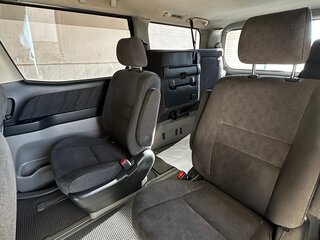 2005 Toyota Alphard I Рестайлинг, белый, 1600000 рублей, вид 3