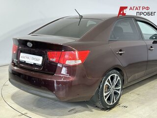 2010 Kia Cerato 5-speed II, красный, 620000 рублей, вид 3