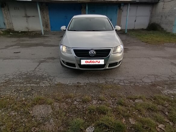 2010 Volkswagen Passat B6, серебристый, 735000 рублей - вид 2