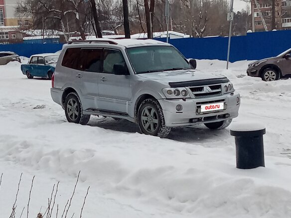 2004 Mitsubishi Pajero III Рестайлинг, серебристый, 1150000 рублей - вид 6
