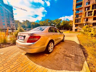 2010 Mercedes-Benz C-Класс 250 5G-TRONIC III (W204), серебристый, 1220000 рублей, вид 4