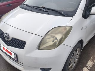 2007 Toyota Yaris II, белый, 430000 рублей, вид 2