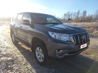 2020 Toyota Land Cruiser Prado 150 Series Рестайлинг 2, серый, 4200000 рублей, вид 1