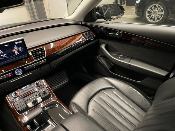 2013 Audi A8 III (D4), чёрный, 2530000 рублей - вид 28