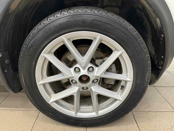2011 Nissan Juke I, белый - вид 15