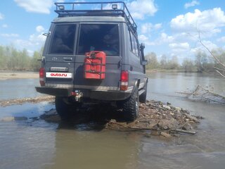 1994 Toyota Land Cruiser 70 Series, серый, 2500000 рублей, вид 2