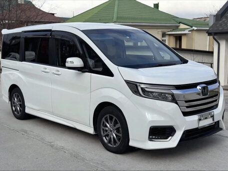 2022 Honda Stepwgn Spada V Рестайлинг, белый, 2460000 рублей, вид 3