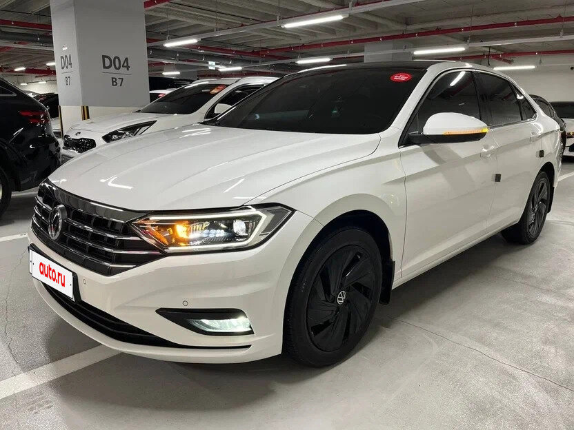 Открыть фотографии: Volkswagen Jetta VII Рестайлинг