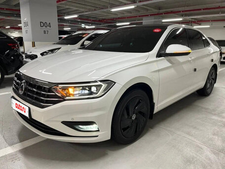 Volkswagen Jetta VII Рестайлинг