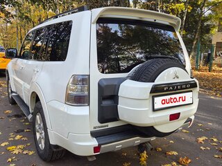 2012 Mitsubishi Pajero IV Рестайлинг 1, белый, 1778000 рублей, вид 5