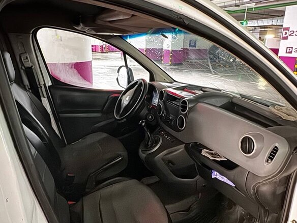 2011 Peugeot Partner, белый, 250000 рублей - вид 4