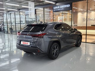 2026 Lexus UX 300h I, серый, 6357700 рублей, вид 2
