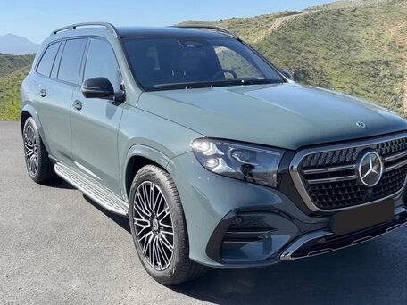 2026 Mercedes-Benz GLS 450 II (X167) Рестайлинг 2, зелёный, 19990000 рублей, вид 3